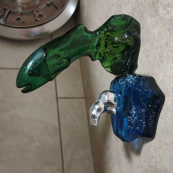 Avon collectable - Picture 1 of 2